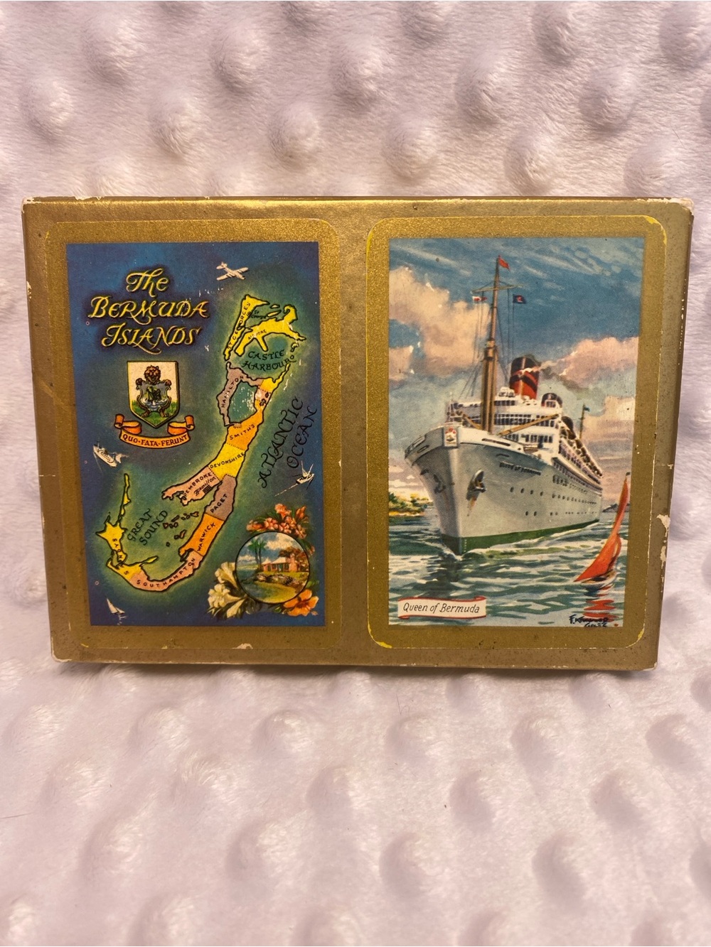 Vintage Souvenir Double Deck of Playing Card from The Bermuda Islands
